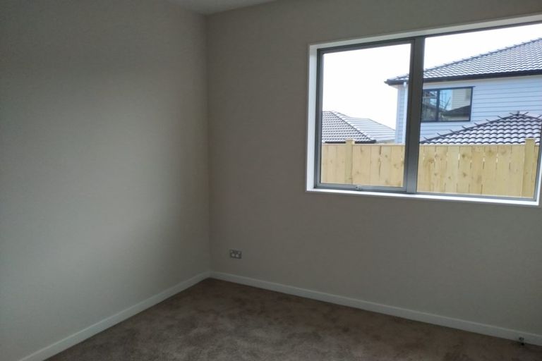 Photo of property in 73 Drumbuoy Drive, Flat Bush, Auckland, 2019