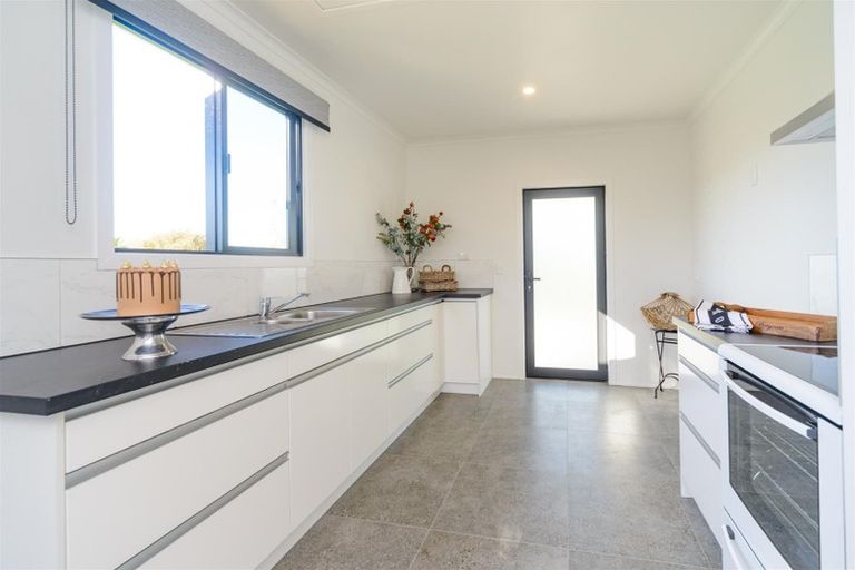 Photo of property in 20 Ngareta Street, Marton, 4710