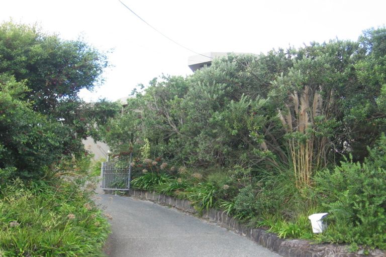 Photo of property in 40 Pleasant Road, Glen Eden, Auckland, 0602