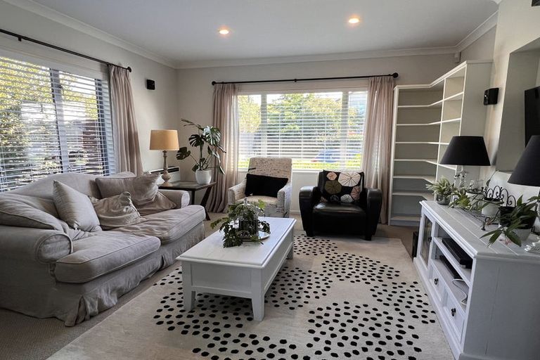 Photo of property in 33 Millstream Drive, Northwood, Christchurch, 8051