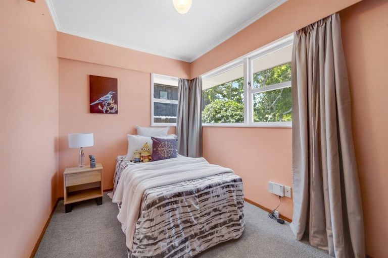 Photo of property in 71 Fisher Parade, Sunnyhills, Auckland, 2010