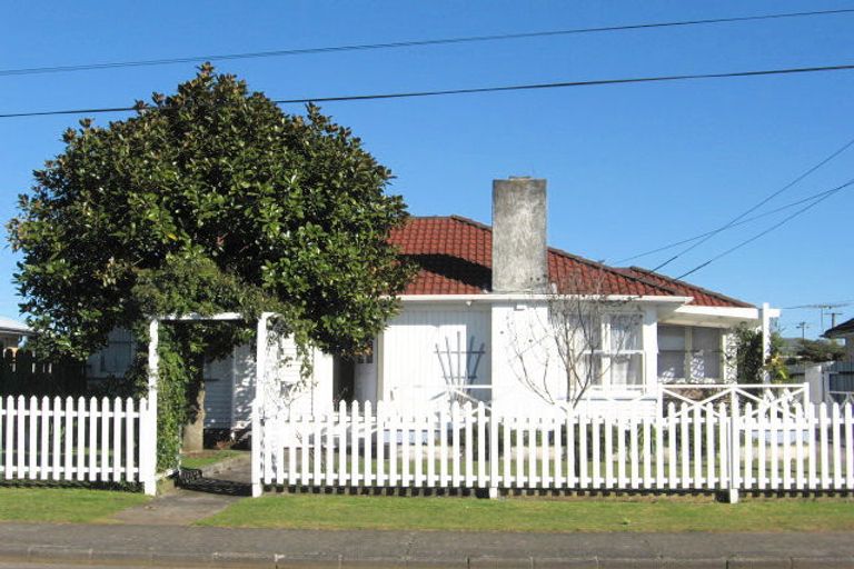 Photo of property in 7 Maurice Street, Papakura, 2110