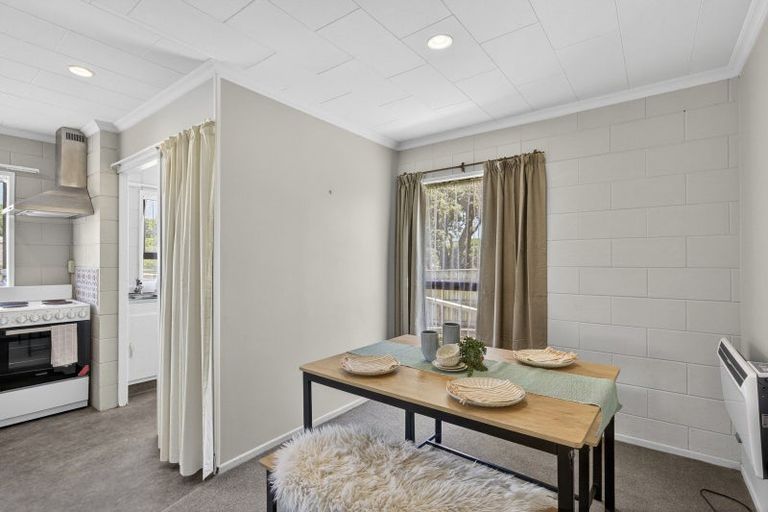 Photo of property in 5a Tahurangi Place, Spotswood, New Plymouth, 4310