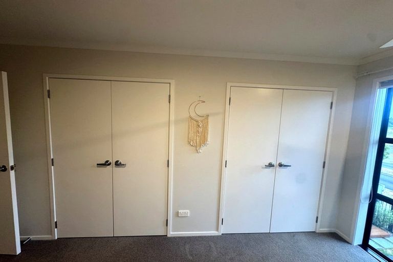 Photo of property in 56 Papatupu Way, Kumeu, 0810