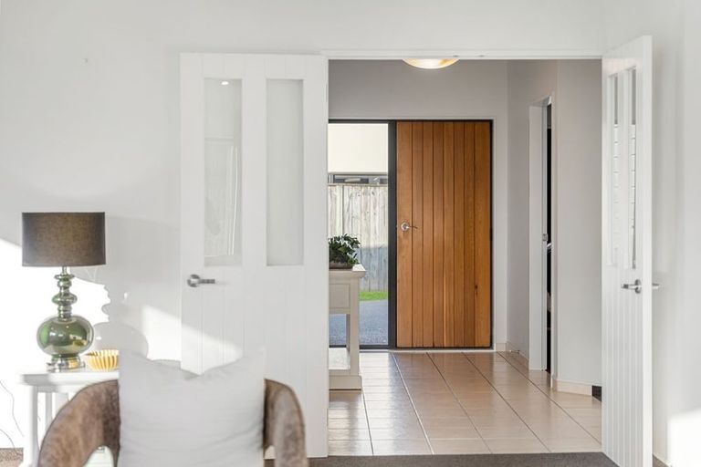 Photo of property in 26 Cottonwood Close, Paraparaumu Beach, Paraparaumu, 5032