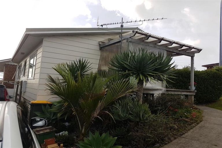 Photo of property in 2 Marlborough Avenue, Glenfield, Auckland, 0629