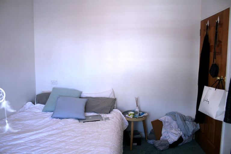 Photo of property in 4 Howard Street, Mount Cook, Wellington, 6021