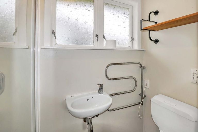 Photo of property in 310 Maungaraki Road, Maungaraki, Lower Hutt, 5010