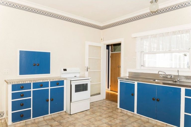 Photo of property in 97 Guy Street, Dannevirke, 4930