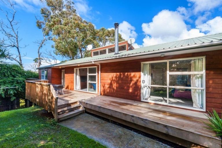Photo of property in 13 Kinvig Place, Ranui, Auckland, 0612