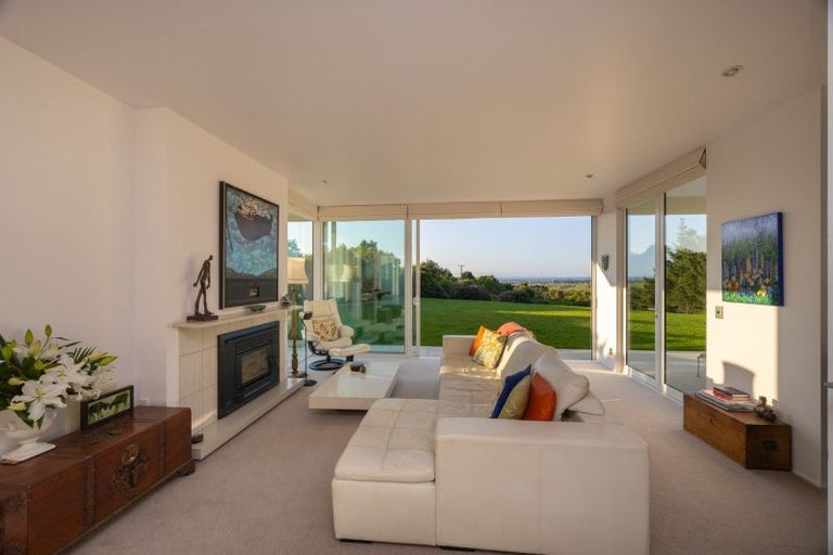 Photo of property in 107 Ngahere Park Road, Turitea, Palmerston North, 4472