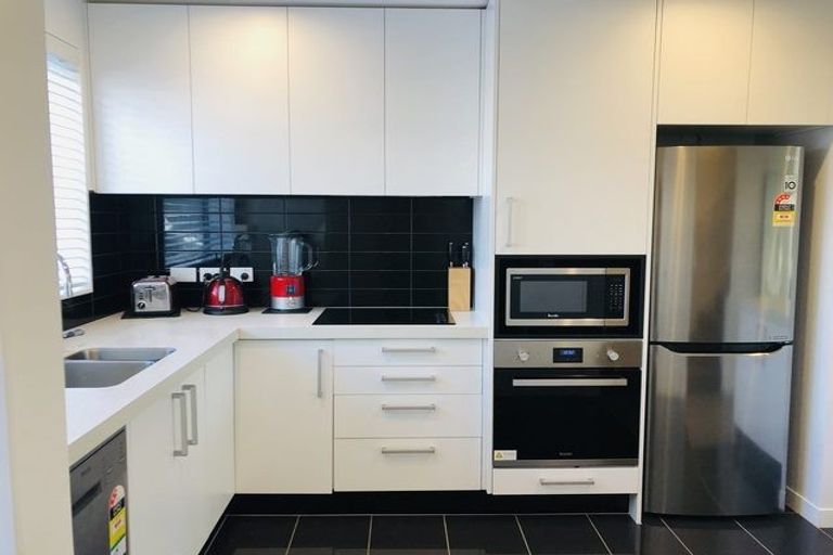Photo of property in 10/36u Tacy Street, Kilbirnie, Wellington, 6022