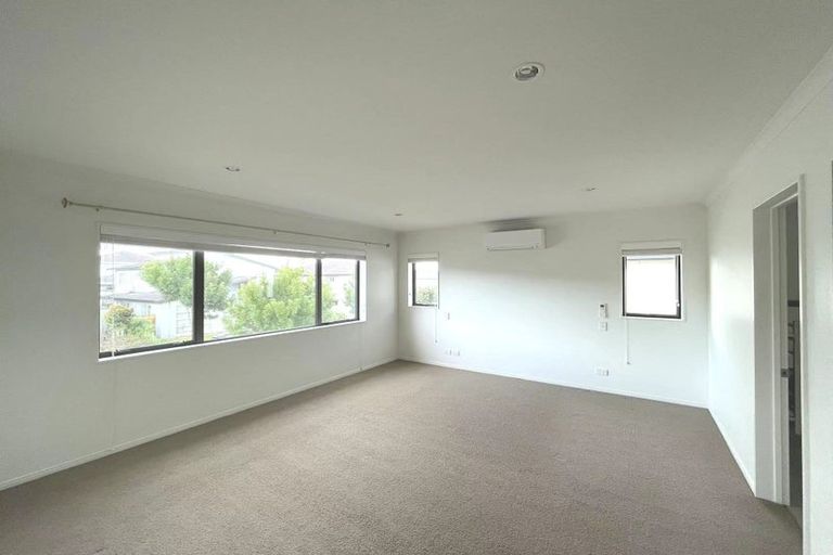 Photo of property in 3 Mccathie Drive, Flat Bush, Auckland, 2019