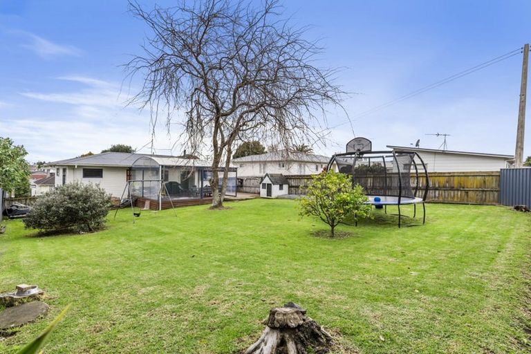 Photo of property in 28 Hooks Road, Manurewa, Auckland, 2102