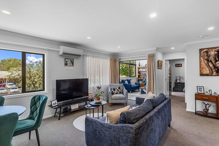 Photo of property in 15u2 Cook Street, Hamilton East, Hamilton, 3216