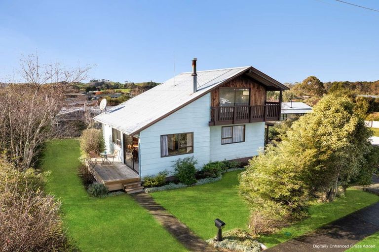Photo of property in 55 Tavistock Road, Waipukurau, 4200
