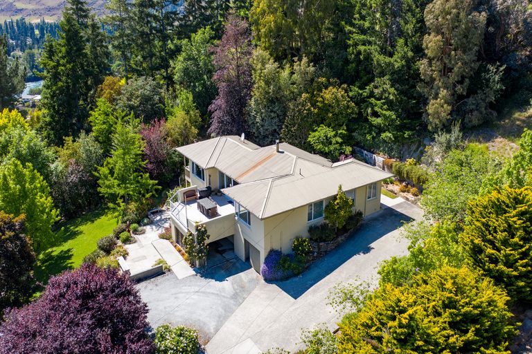 Photo of property in 10 Edinburgh Street, Roxburgh, 9500