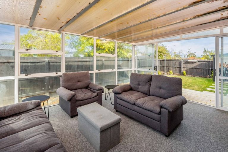 Photo of property in 9 Bonar Place, Woolston, Christchurch, 8062
