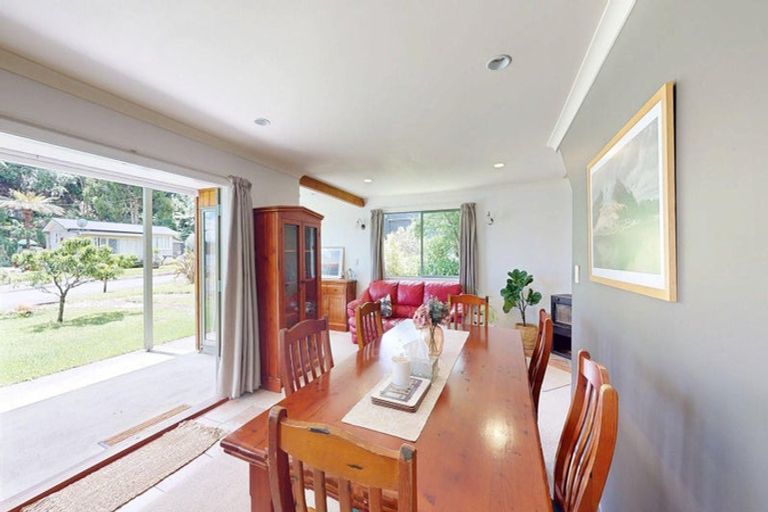 Photo of property in 36 Tombleson Road, Lake Rotoma, Rotorua, 3074