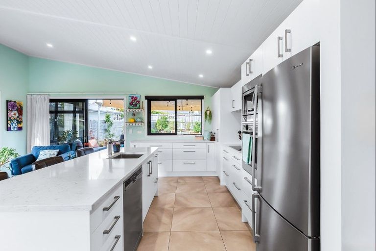 Photo of property in 10 Windsor Street, Richmond Heights, Taupo, 3330