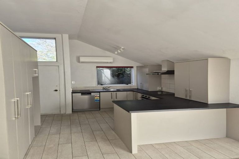 Photo of property in 8 Rehua Lane, St Albans, Christchurch, 8014