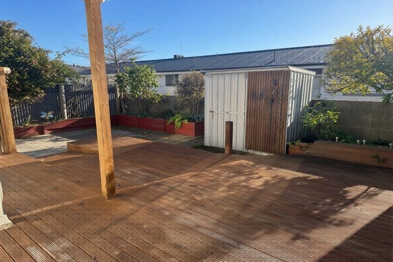 Photo of property in 52 Bathgate Street, South Dunedin, Dunedin, 9012