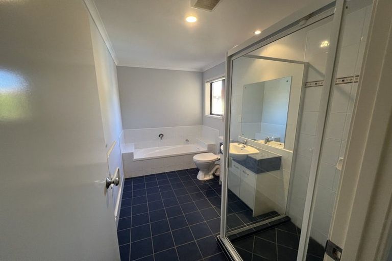 Photo of property in 98 Nautilus Drive, Gulf Harbour, Whangaparaoa, 0930