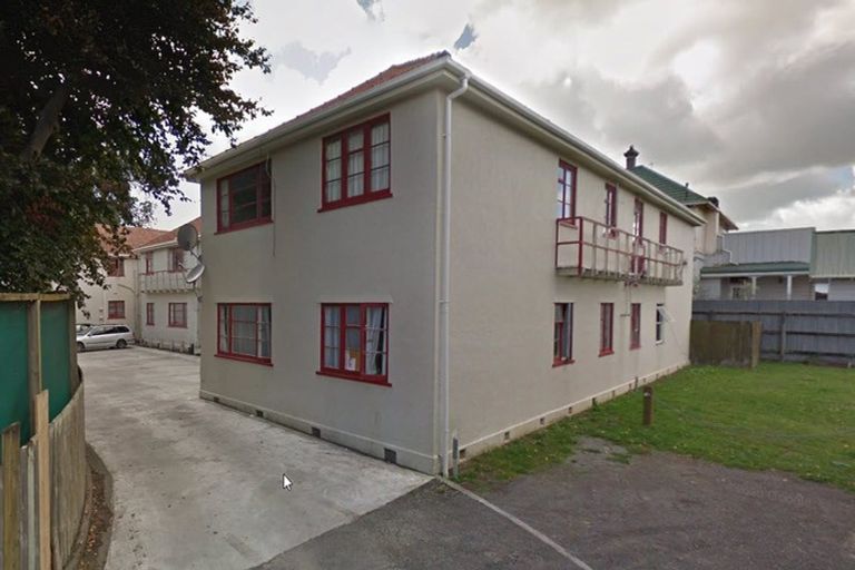 Photo of property in 12 Larsen Court, Roslyn, Palmerston North, 4414