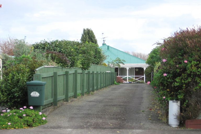 Photo of property in 11 Millvale Street, Waikanae, 5036