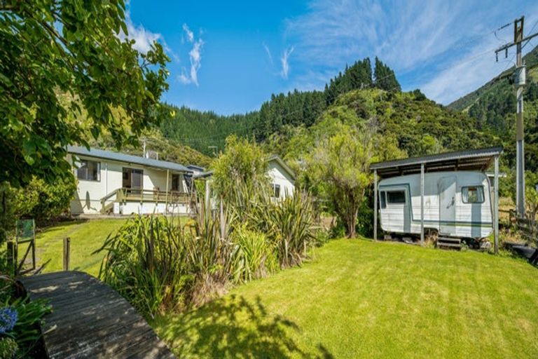 Photo of property in 7 Hakahaka Road, Port Underwood, Picton, 7281