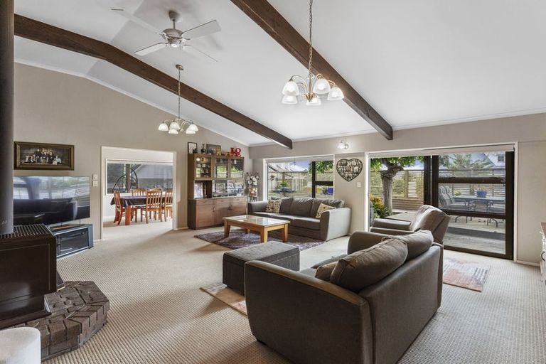 Photo of property in 10 Kapua Place, Taupo, 3330