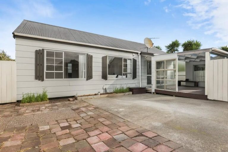 Photo of property in 3/63 Kenderdine Road, Papatoetoe, Auckland, 2025
