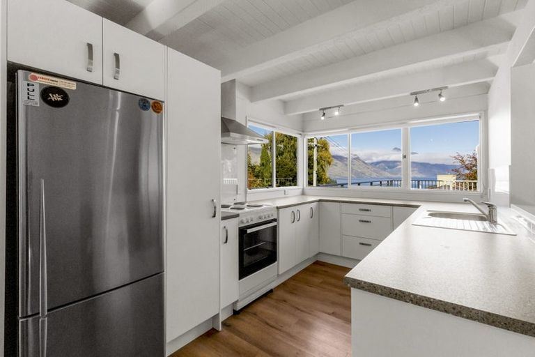 Photo of property in 5a Anderson Heights, Queenstown, 9300