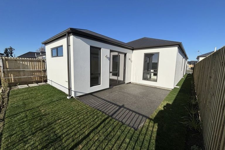 Photo of property in 80a Bill Hammond Drive, Belfast, 8051