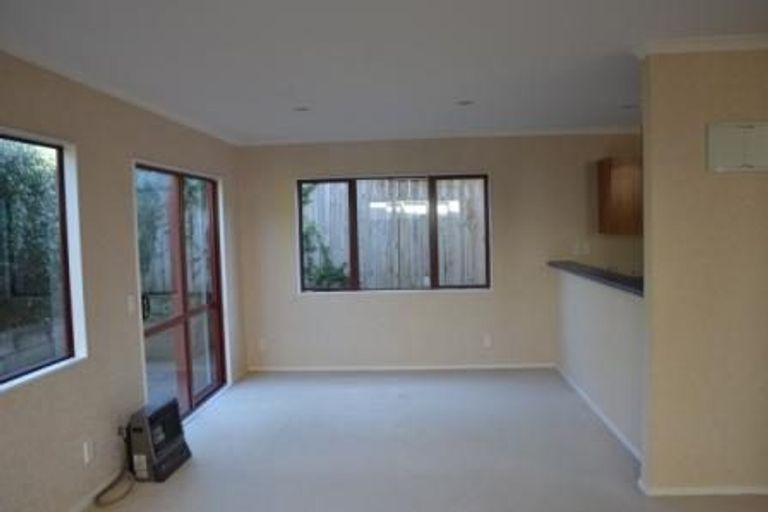 Photo of property in 12d Frankmoore Avenue, Johnsonville, Wellington, 6037