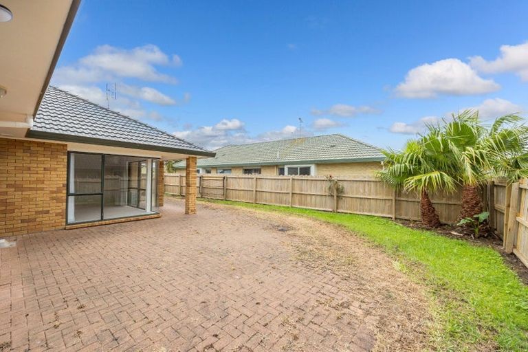 Photo of property in 119 Burswood Drive, Burswood, Auckland, 2013