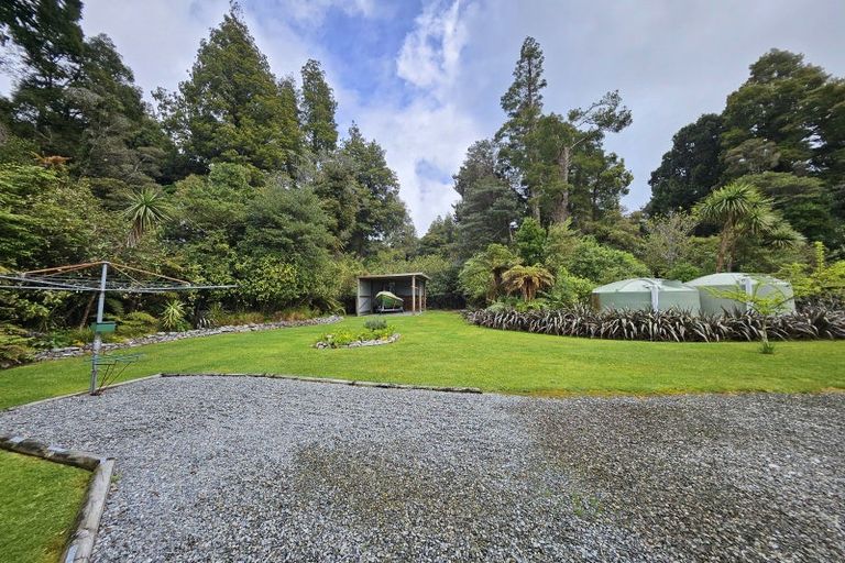 Photo of property in 233 Taramakau Highway, Kumara Junction, Kumara, 7875