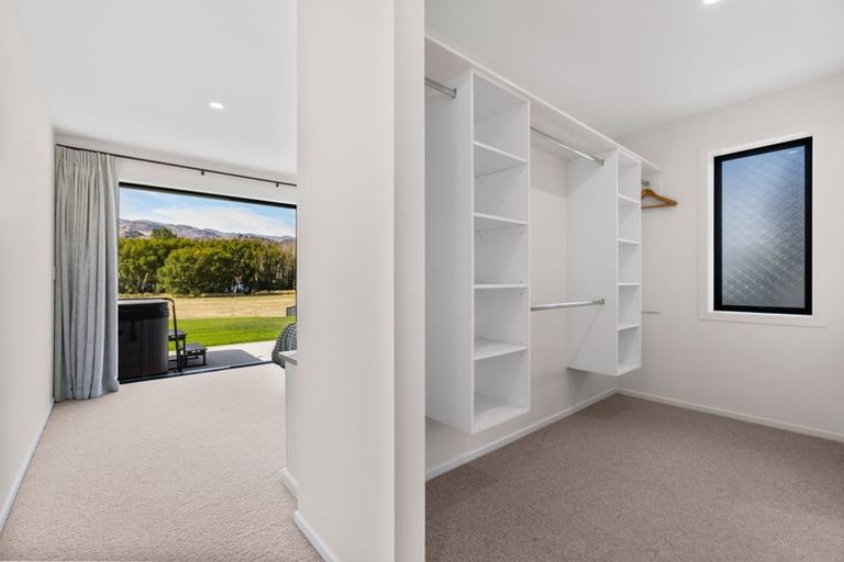 Photo of property in 14 Arion Court, Mount Pisa, Cromwell, 9383