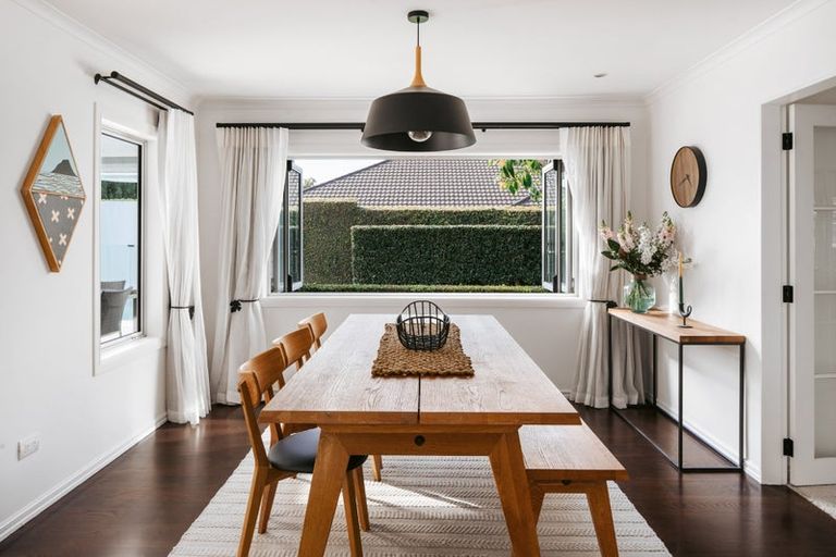 Photo of property in 5 Inglewood Place, Bethlehem, Tauranga, 3110