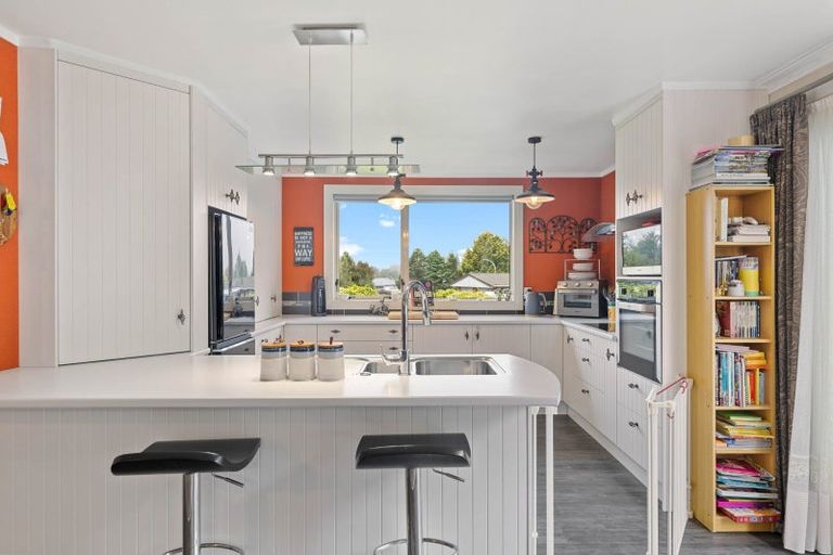 Photo of property in 14 Lauriston Street, Tokoroa, 3420