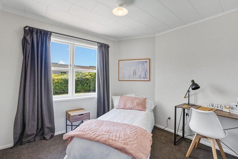 Photo of property in 41 Toru Road, Paraparaumu Beach, Paraparaumu, 5032