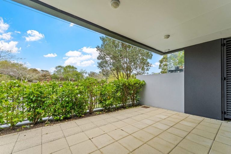 Photo of property in 7c Botanical Drive, Silverdale, 0932