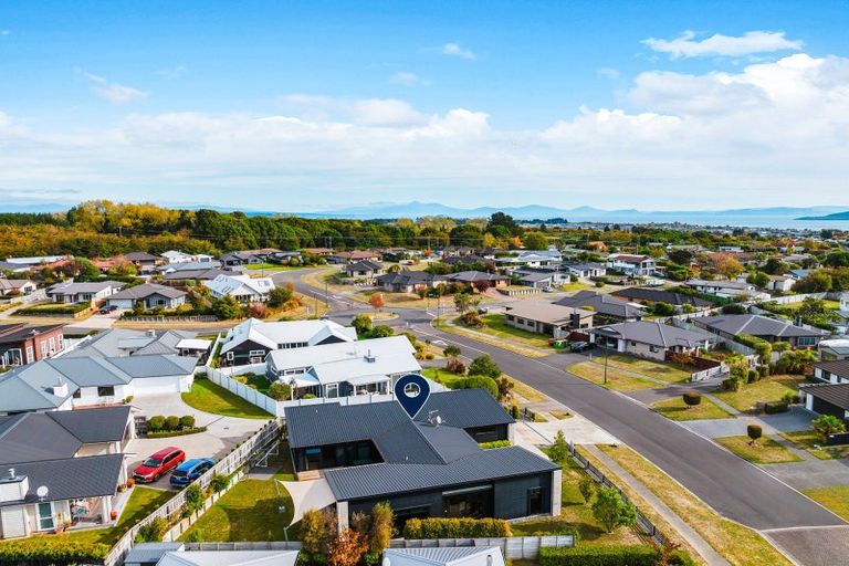 Photo of property in 10 Windsor Street, Richmond Heights, Taupo, 3330
