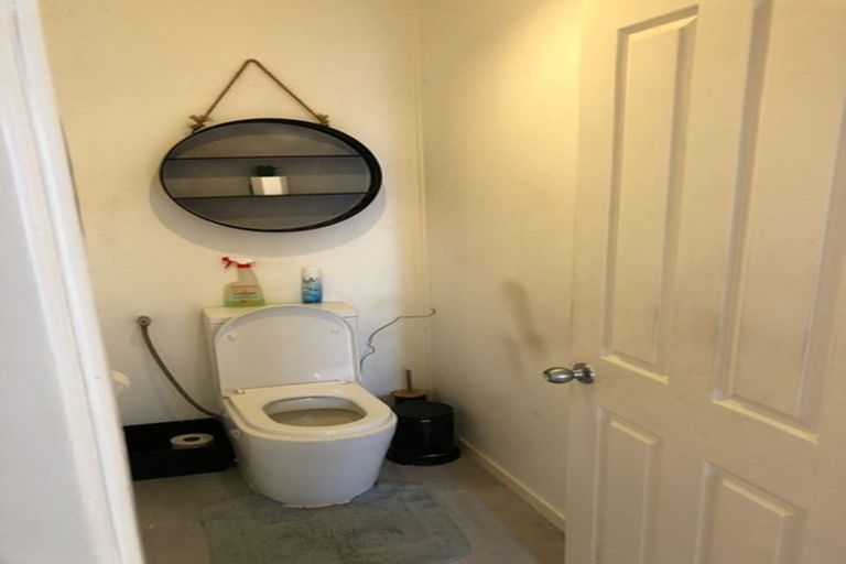 Photo of property in 9 Kent Road, Manurewa, Auckland, 2102