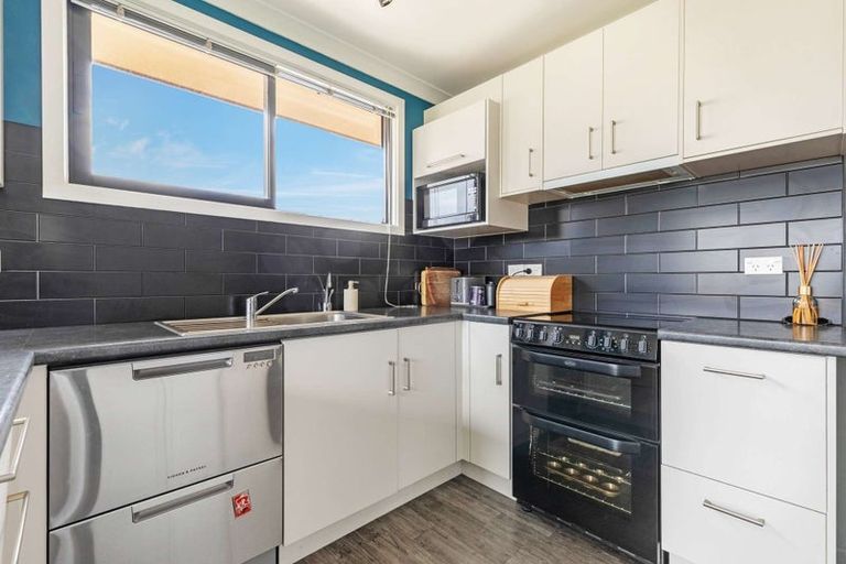 Photo of property in 53 Puriri Crescent, Edgecumbe, 3120