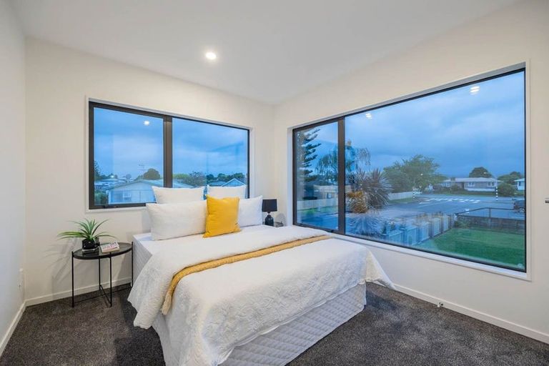 Photo of property in 8c Jupiter Street, Rosehill, Papakura, 2113