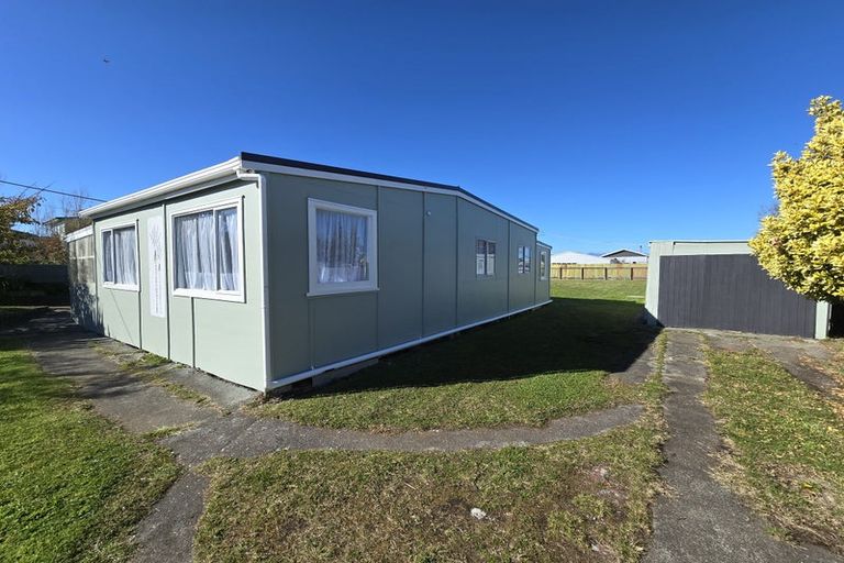 Photo of property in 16 Chaffey Street, Foxton Beach, Foxton, 4815