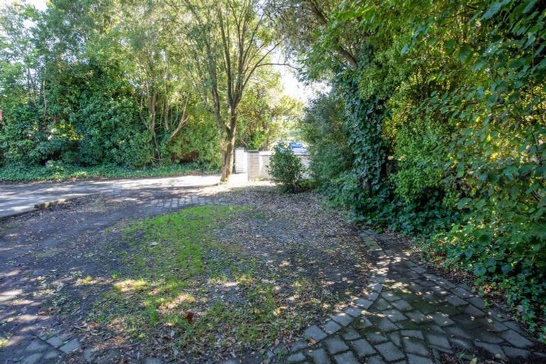 Photo of property in 415a Avonhead Road, Avonhead, Christchurch, 8042