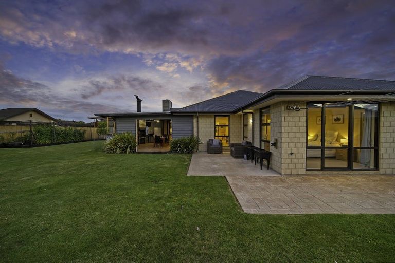 Photo of property in 4 Melville Crescent, Rolleston, 7614