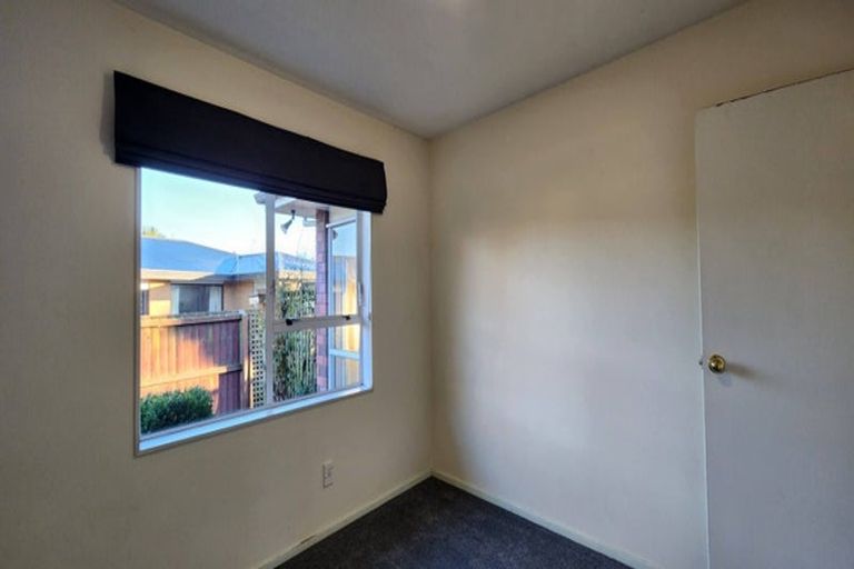 Photo of property in 2/59a Mackworth Street, Woolston, Christchurch, 8062